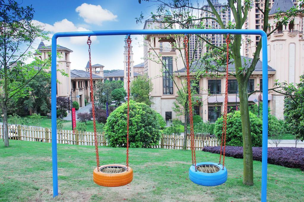 Howard Johnson Agile Plaza Chengdu Eksteriør billede