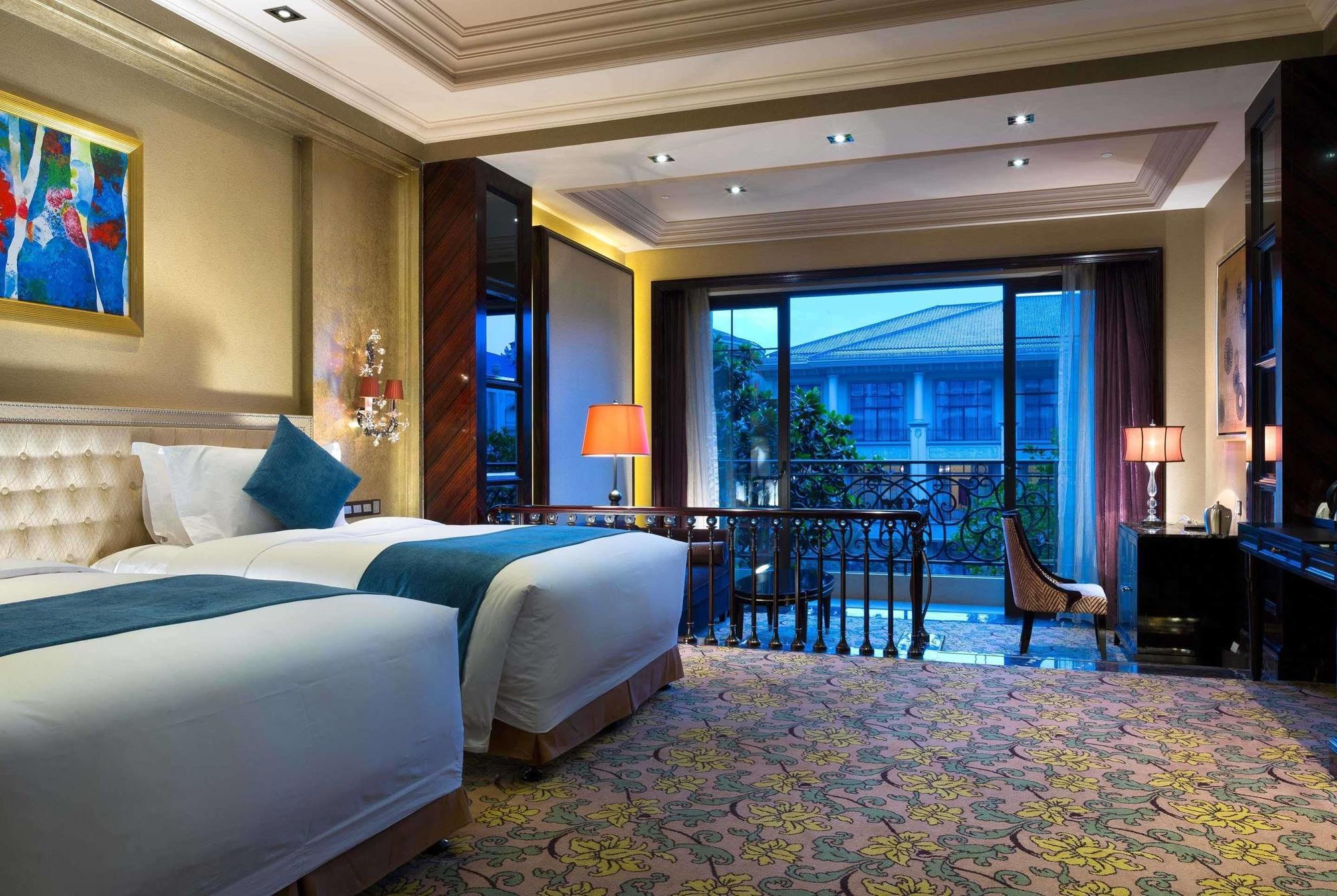 Howard Johnson Agile Plaza Chengdu Eksteriør billede