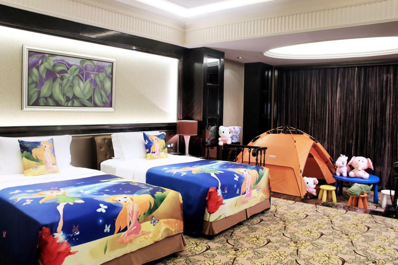 Howard Johnson Agile Plaza Chengdu Eksteriør billede