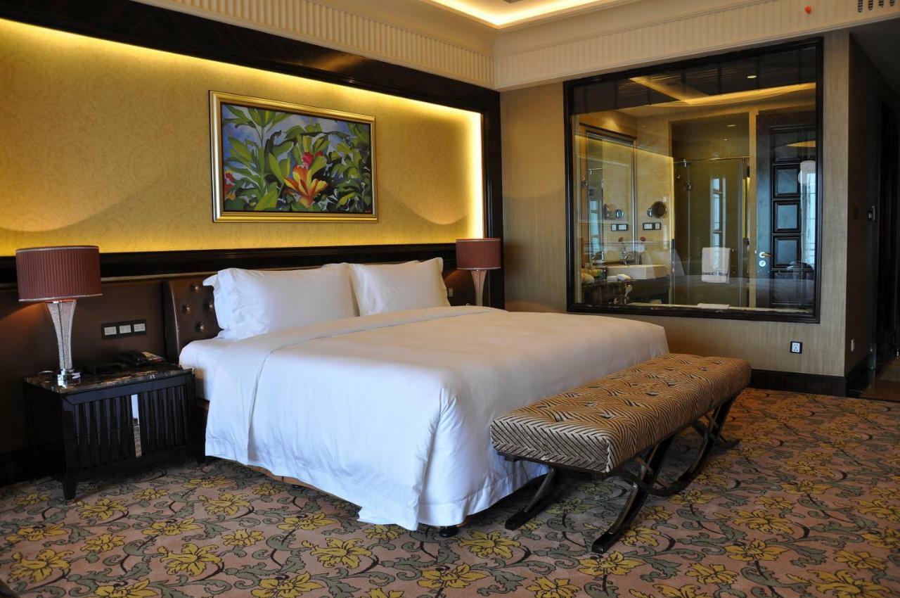 Howard Johnson Agile Plaza Chengdu Eksteriør billede