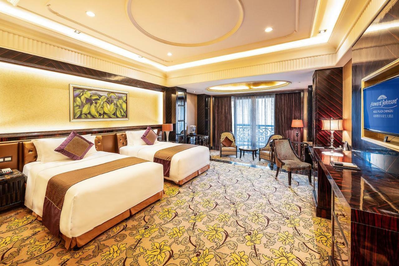 Howard Johnson Agile Plaza Chengdu Eksteriør billede